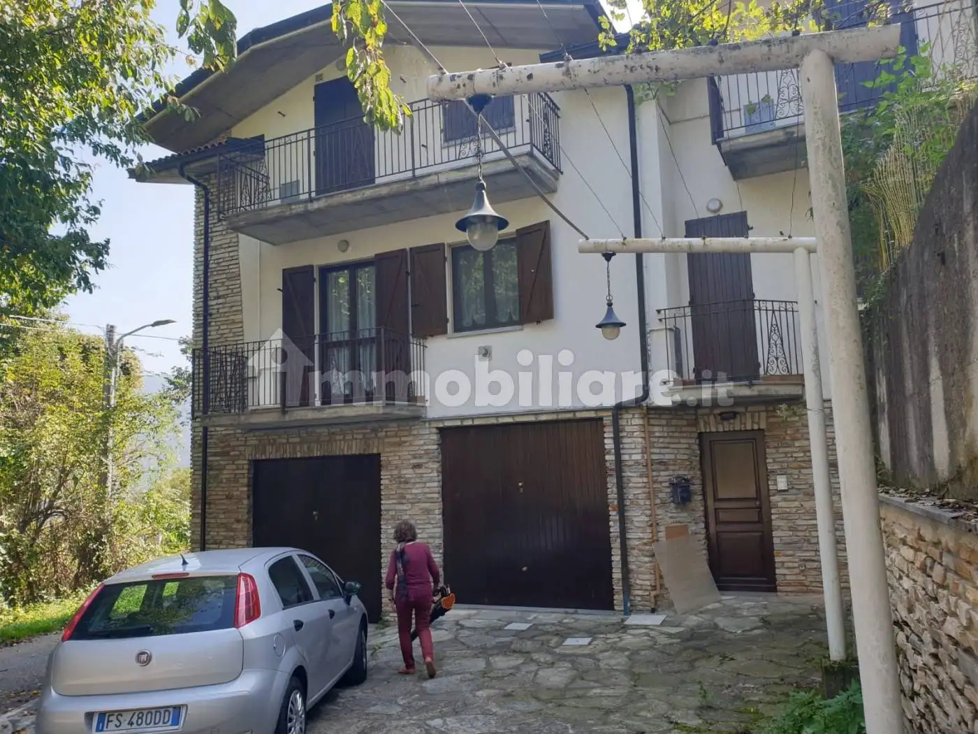 Appartamento in vendita a Viola