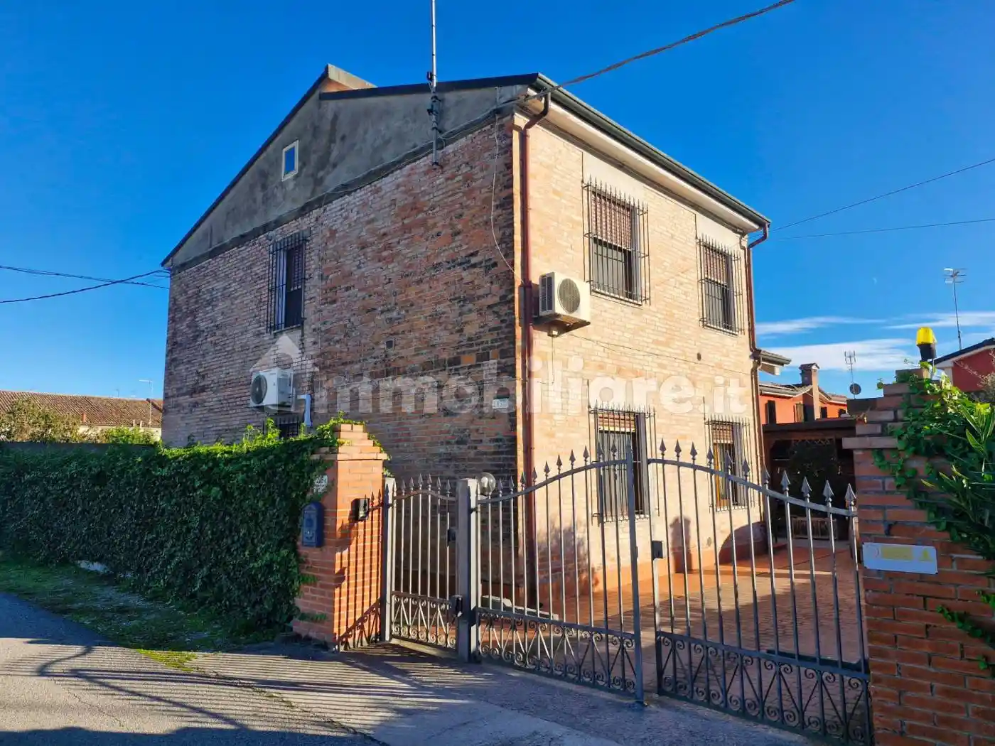 Villa in vendita a Ferrara