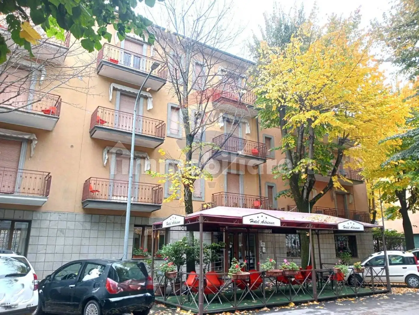 Palazzo - Edificio in vendita a Abbadia San Salvatore