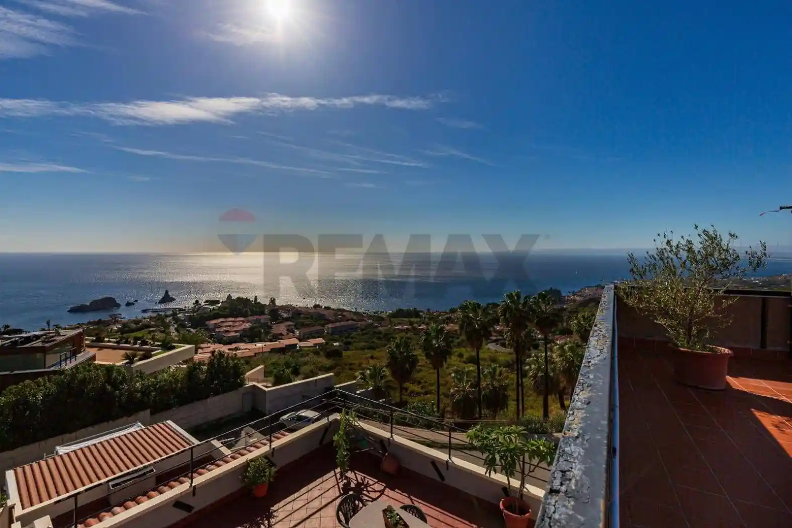 Appartamento in vendita a Aci Castello