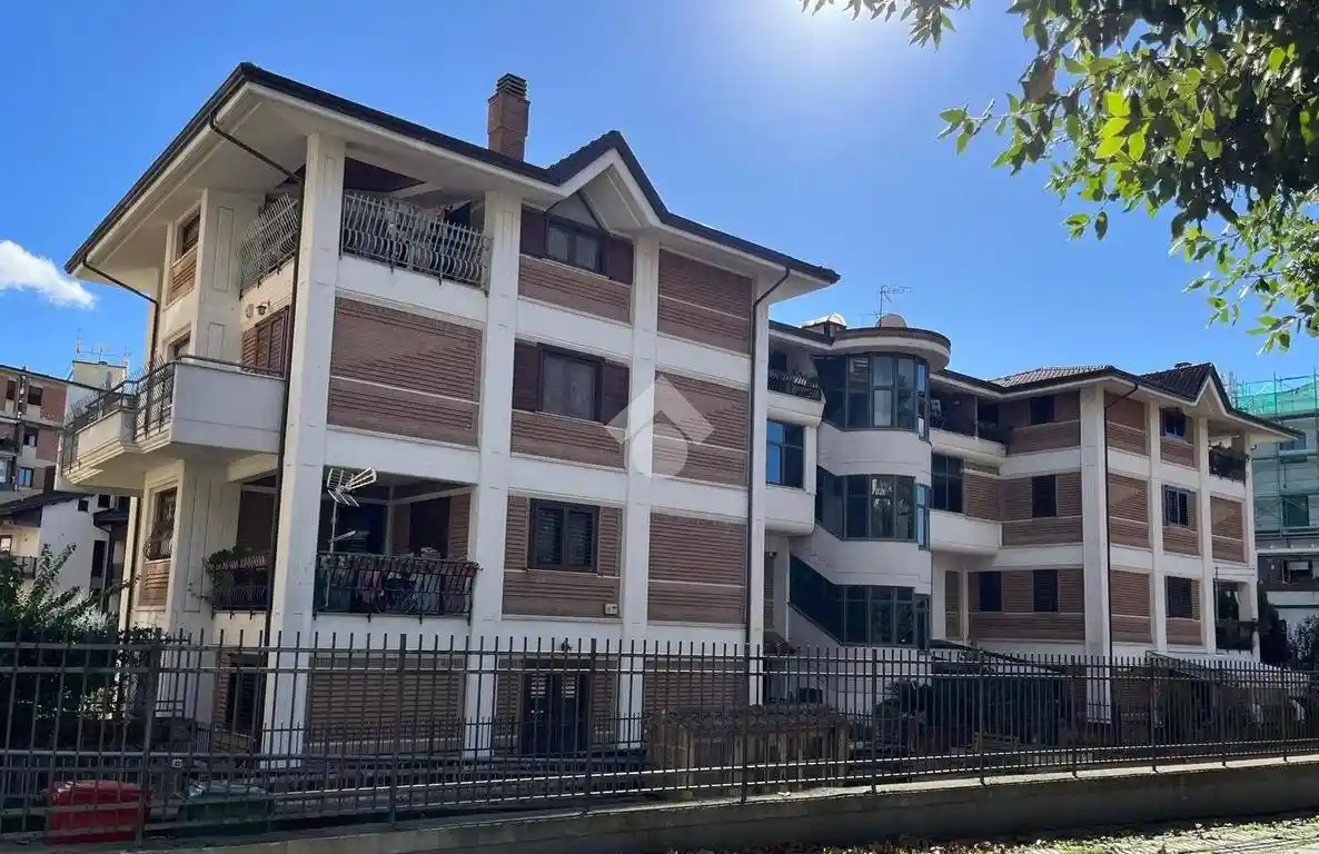 Appartamento via Costantino del Franco 12, Emanuele II, C. Colombo, Morelli e Silvati, Avellino - foto 2