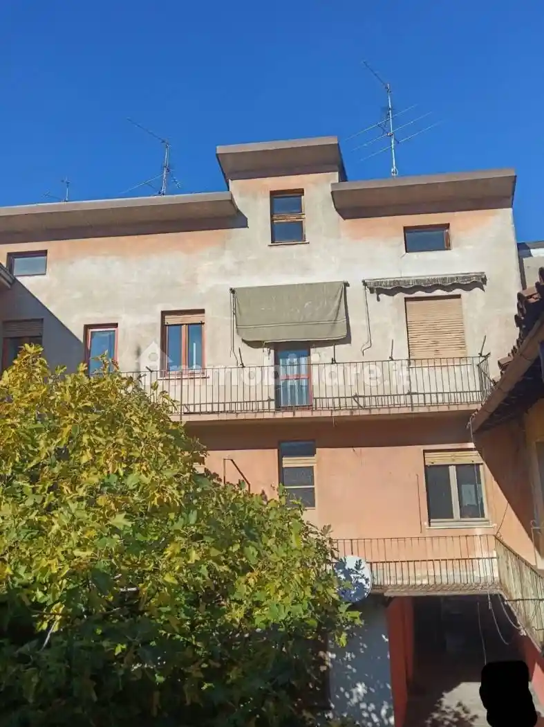 Palazzo - Edificio in vendita a Treviglio