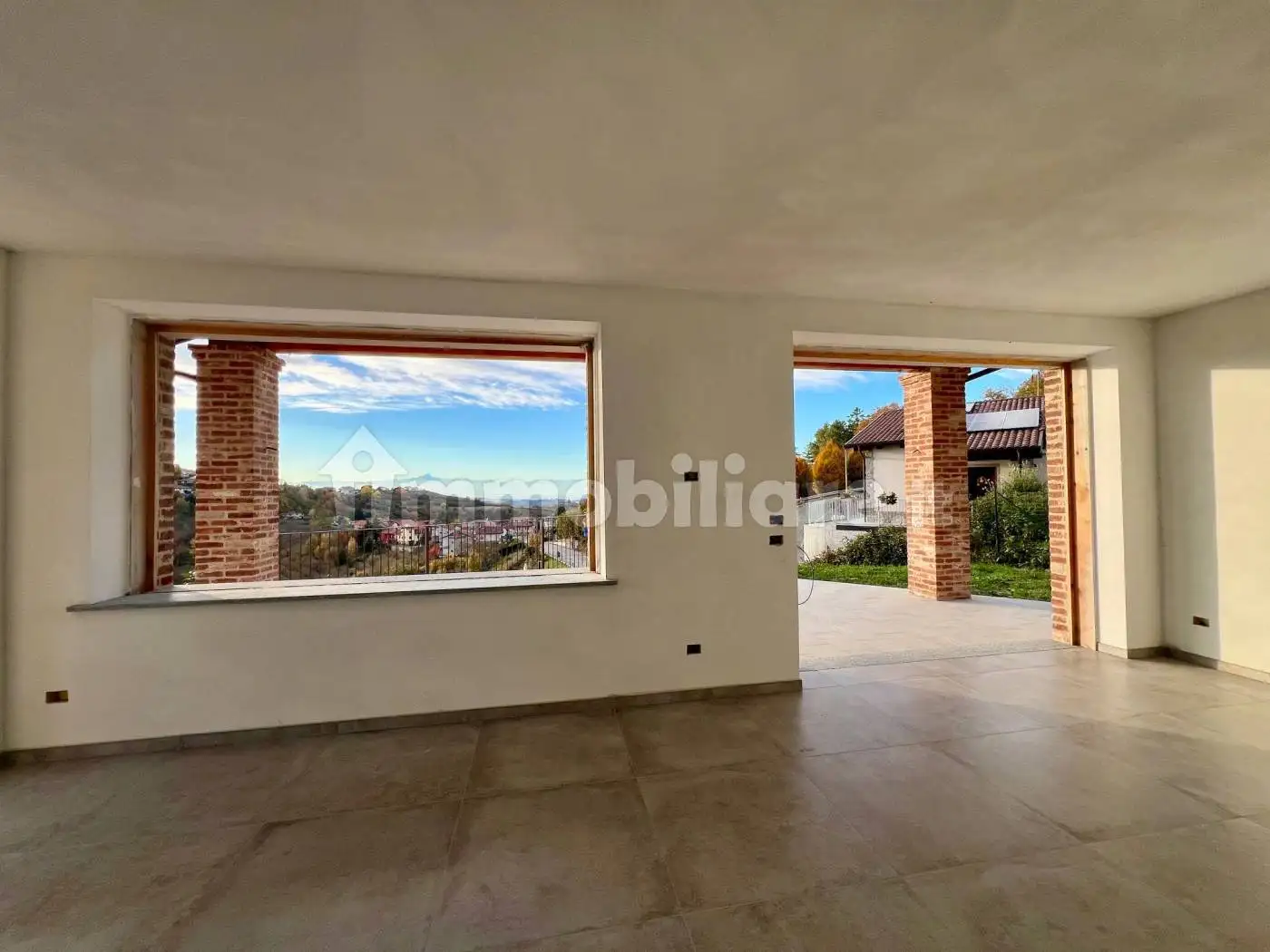 Villa in vendita a Alba