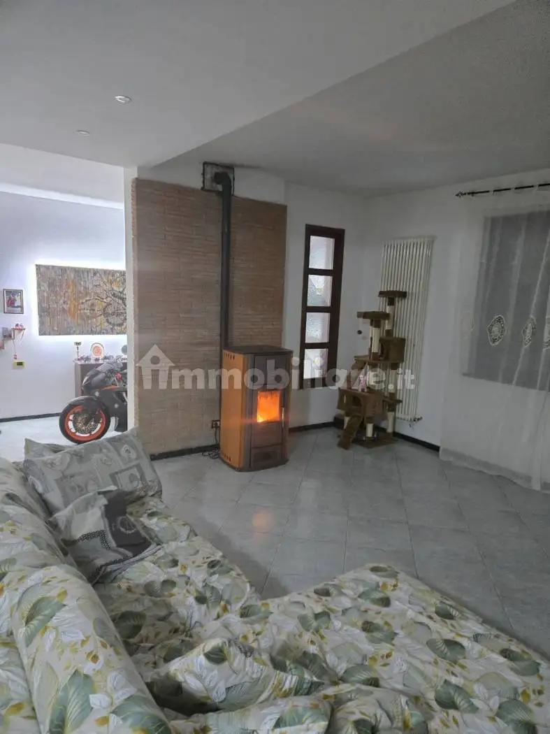 Villetta a schiera in affitto a Terni