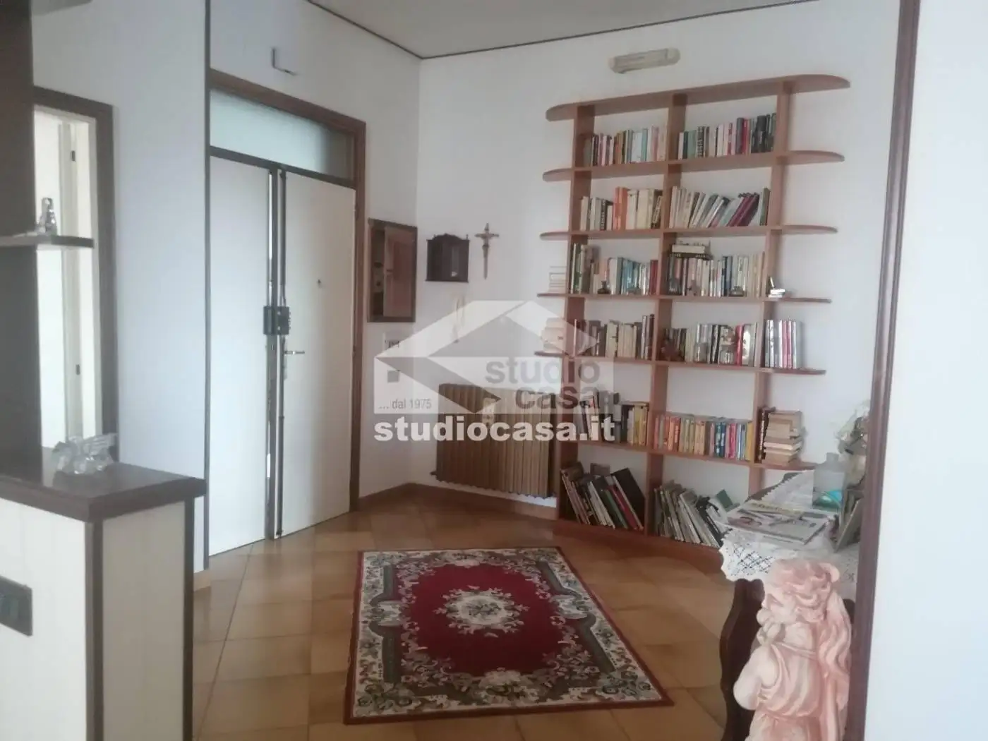 Appartamento ottimo stato, terzo piano, Centro, Cutro - foto 2