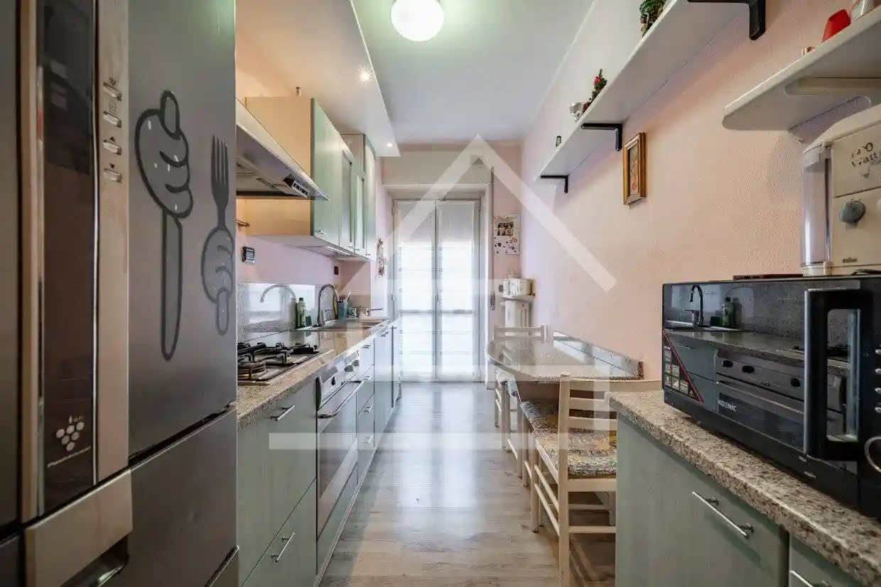 Bilocale buono stato, quarto piano, Turati - Santo Stefano, Lecco - foto 4