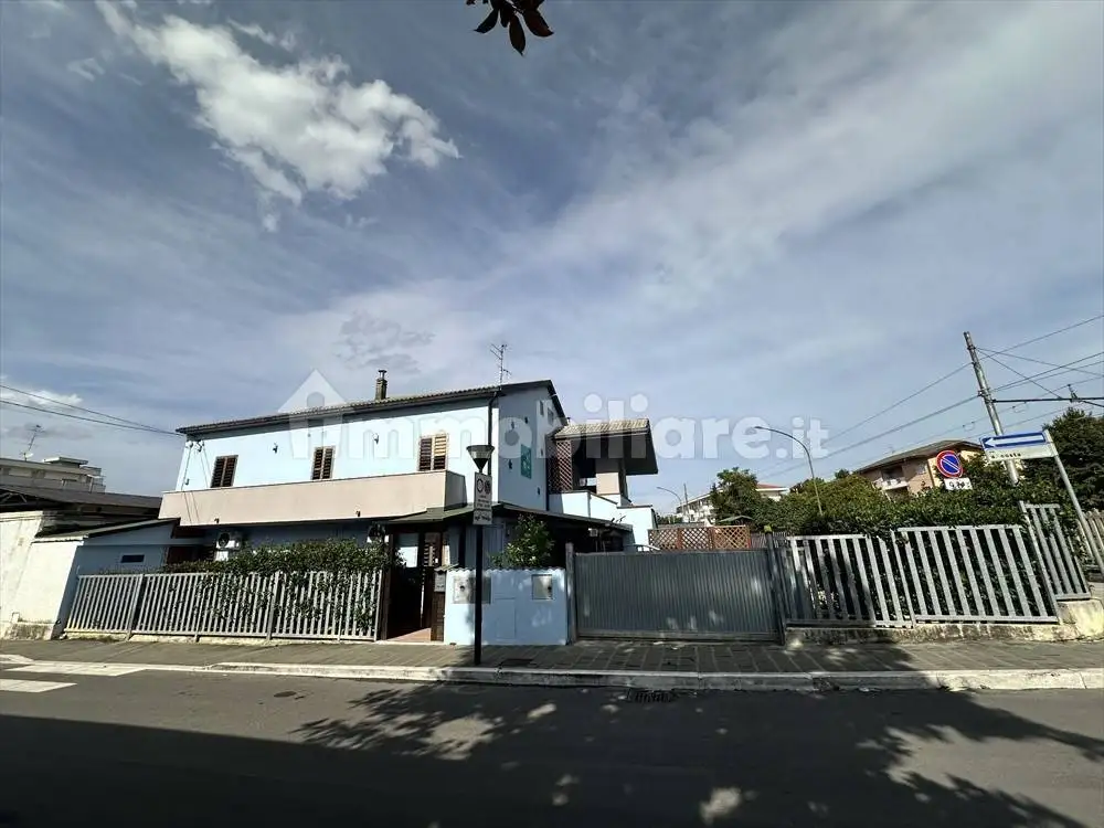 Casa indipendente in vendita a Manoppello