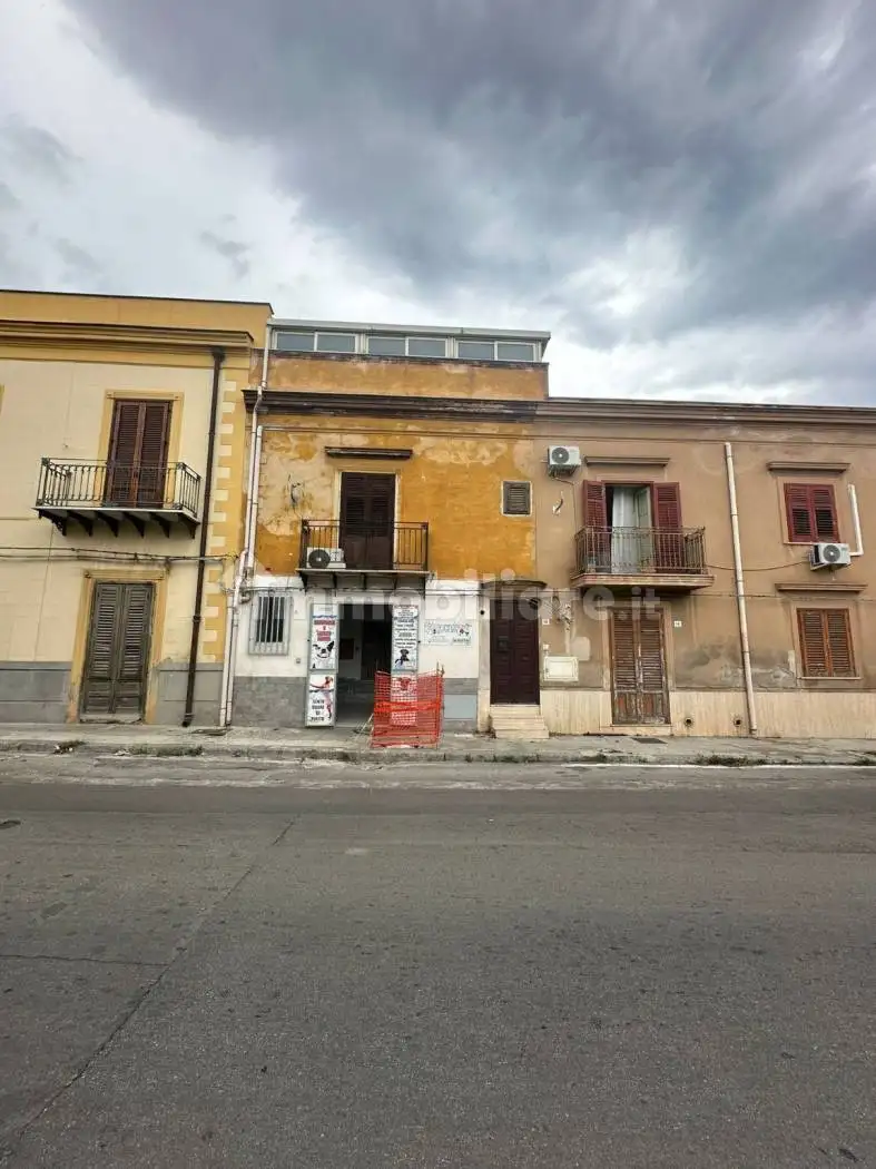 Appartamento in vendita a Palermo