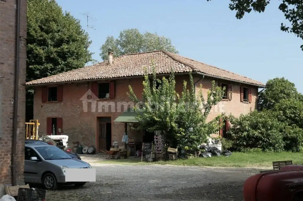 Rustico - Casale in vendita a San Giovanni in Persiceto