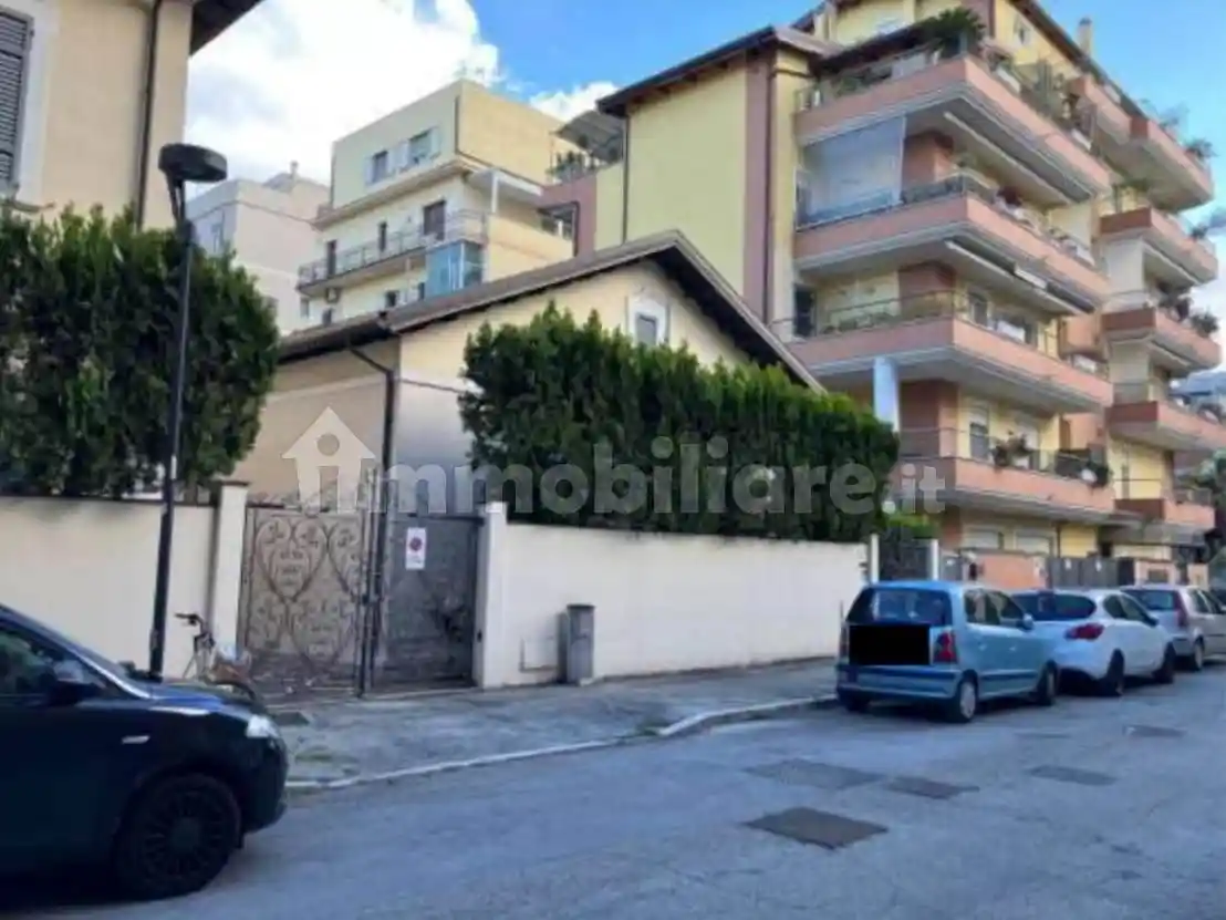 Casa indipendente all'asta via Isonzo 6, Pescara - foto 4