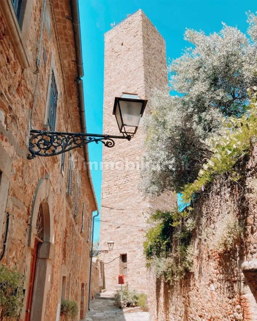 Appartamento in vendita a Magliano in Toscana