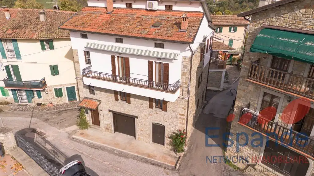 Terratetto unifamiliare via della piazza 7, Lagaro, Castiglione dei Pepoli - foto 2