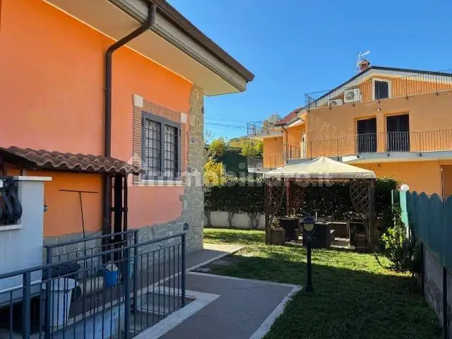 Villa plurifamiliare via Casilina 17/7, Centro, Colonna - foto 3