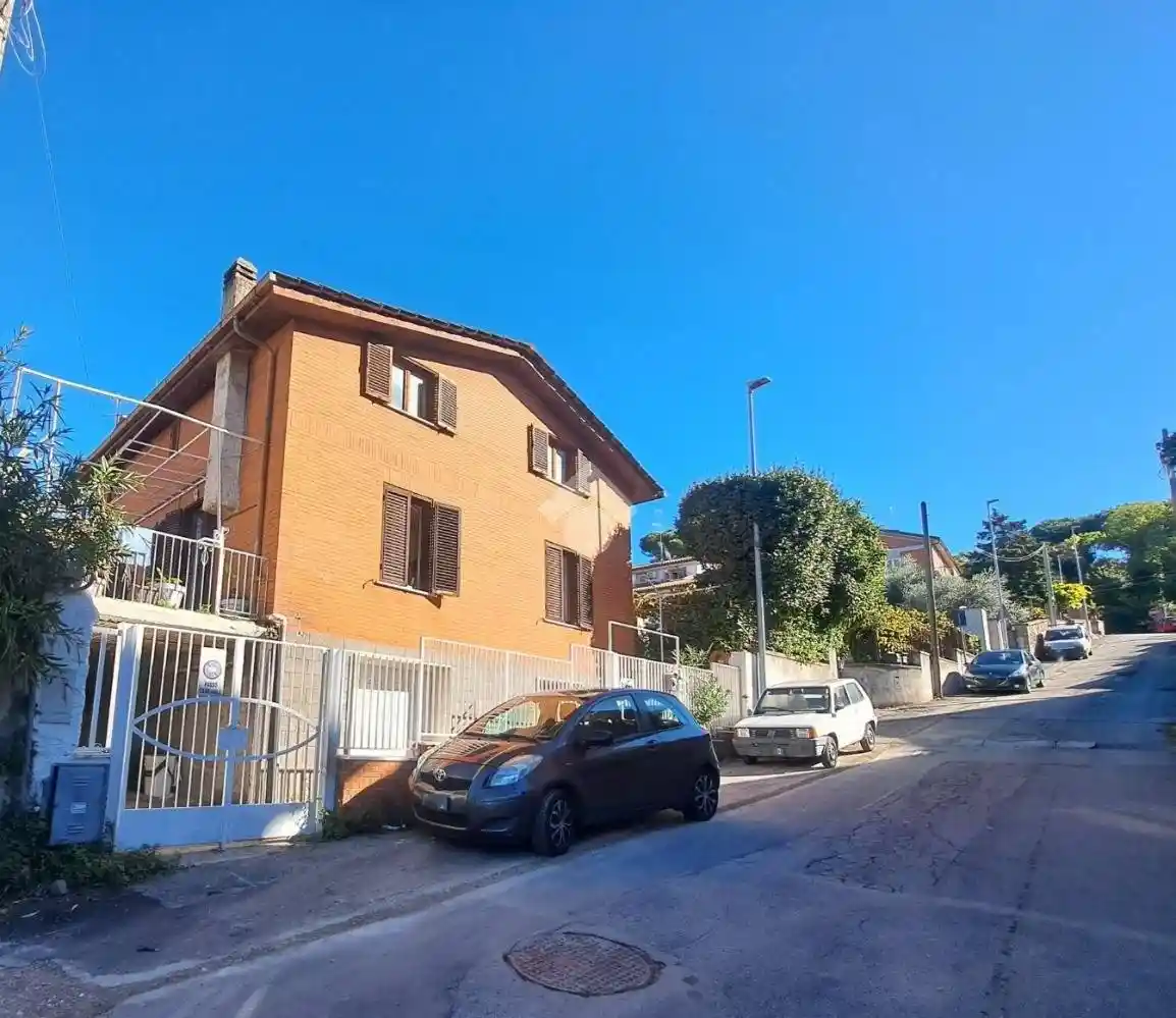 Appartamento in vendita a Albano Laziale