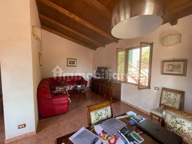 Villa in vendita a Rio