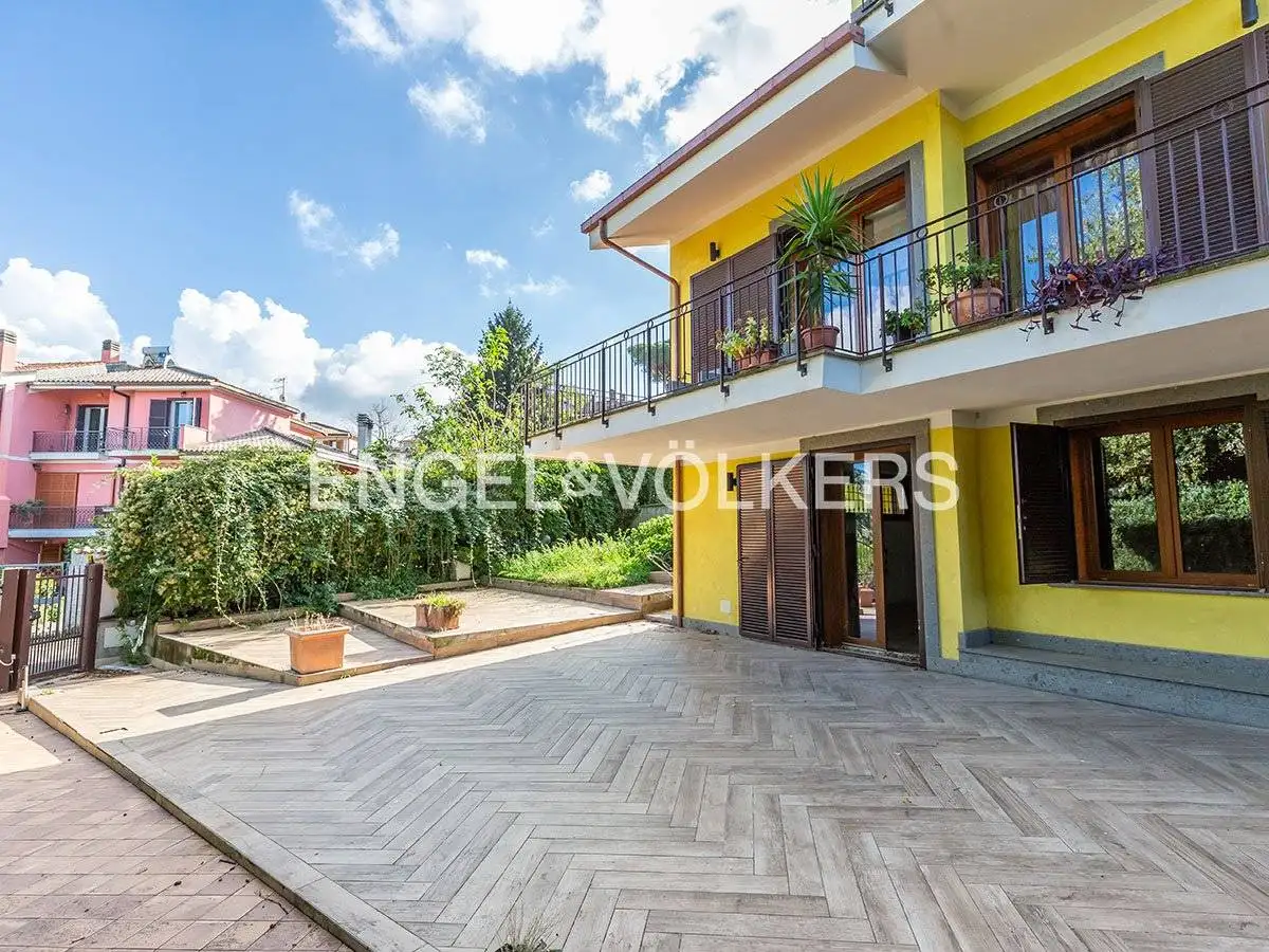 Appartamento in vendita a Marino