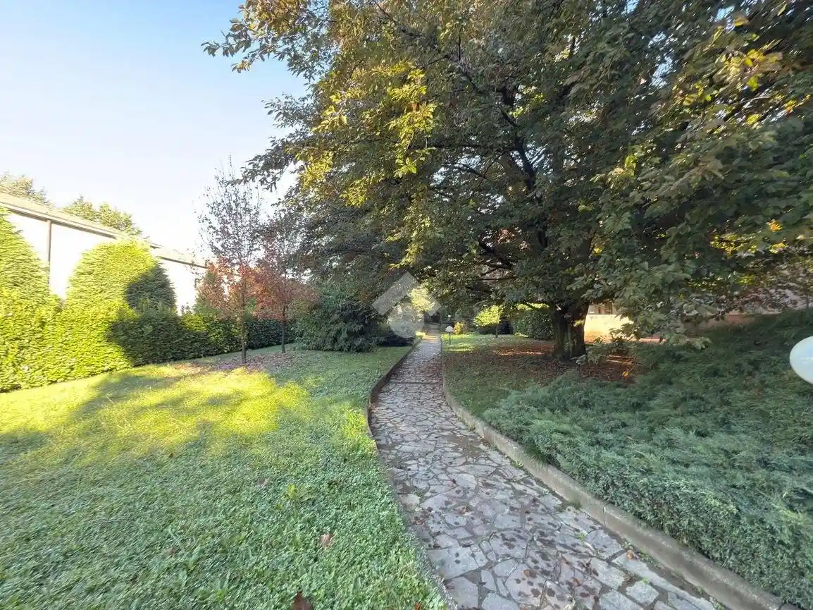 Quadrilocale via Fratelli Cervi 3, San Maurizio, Vimercate - foto 5