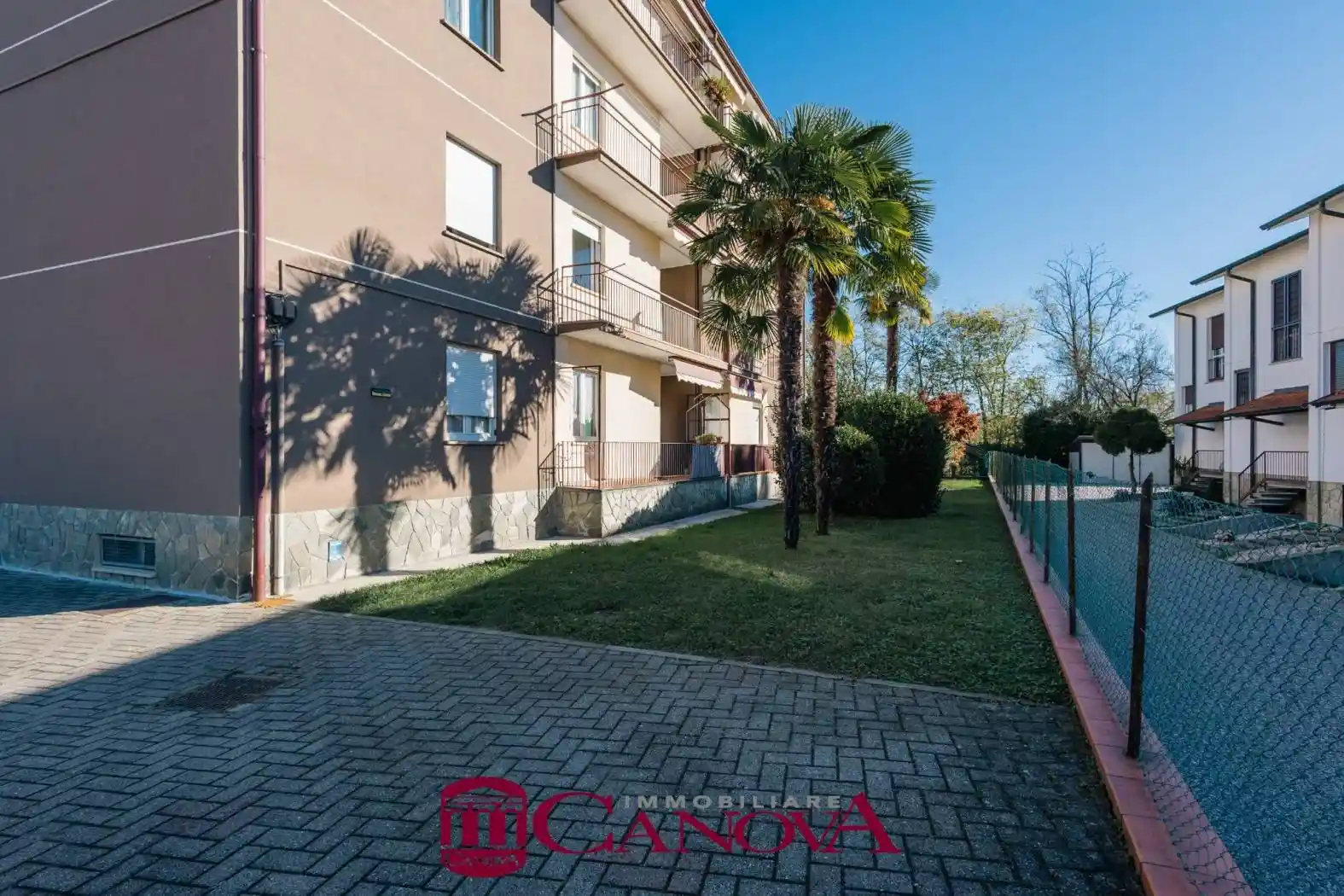 Appartamento in vendita a Lomazzo