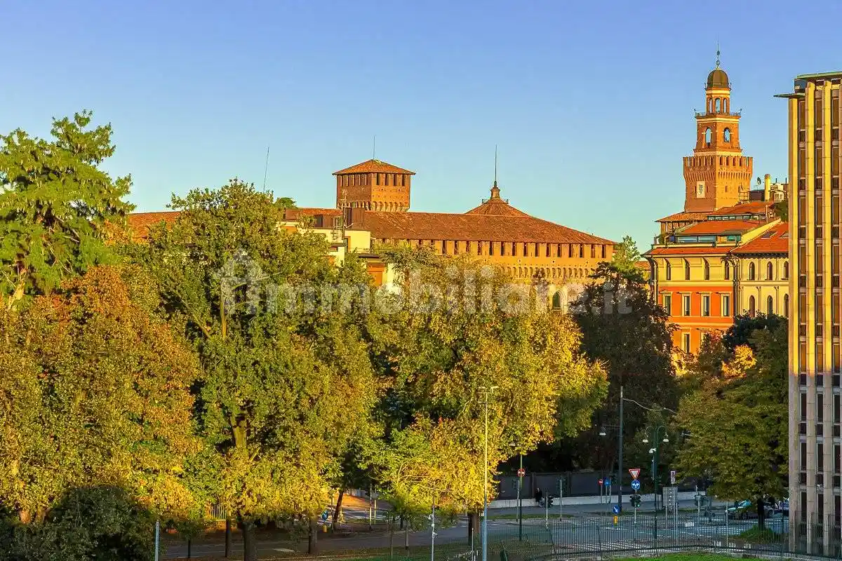Trilocale da ristrutturare, quarto piano, Arco della Pace, Milano - foto 5