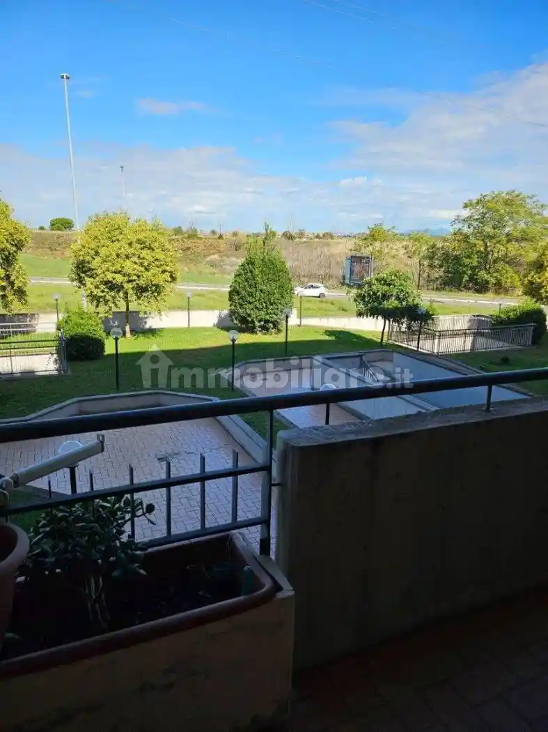 Trilocale via Gioacchino Russo, Ponte di Nona, Roma - foto 3