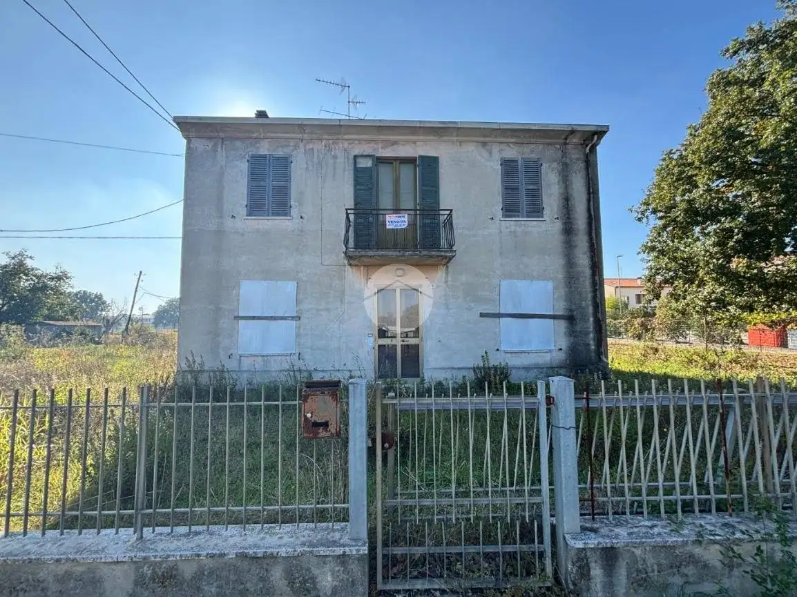 Casa indipendente in vendita a Fano