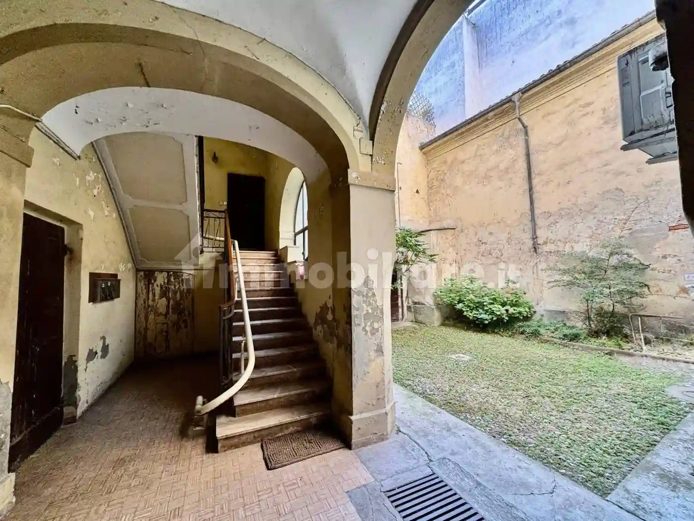 Palazzo - Edificio - foto 2