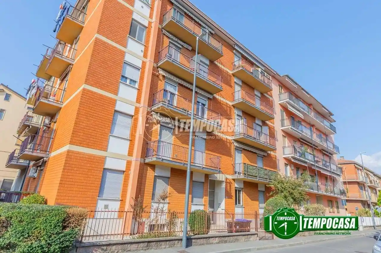 Appartamento in vendita a Piacenza