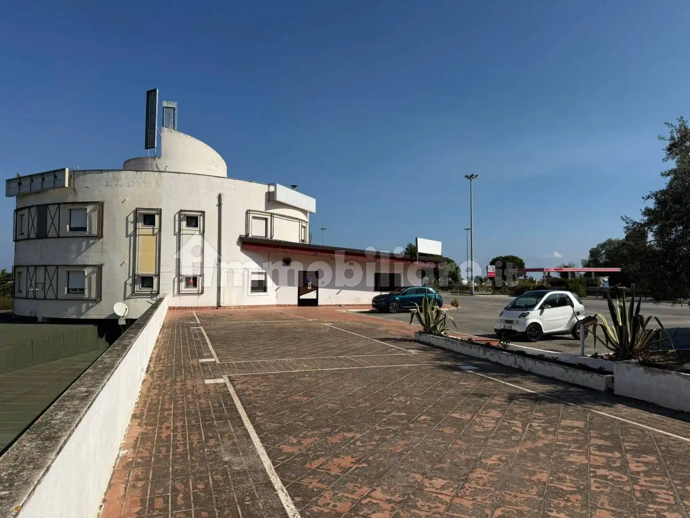 Palazzo - Edificio in vendita a Crotone