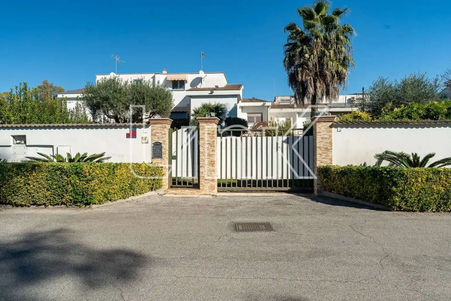 Villa bifamiliare via Luson 5, Infernetto, Roma - foto 3