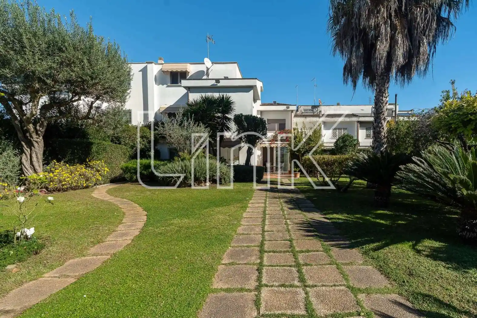 Villa bifamiliare via Luson 5, Infernetto, Roma - foto 5