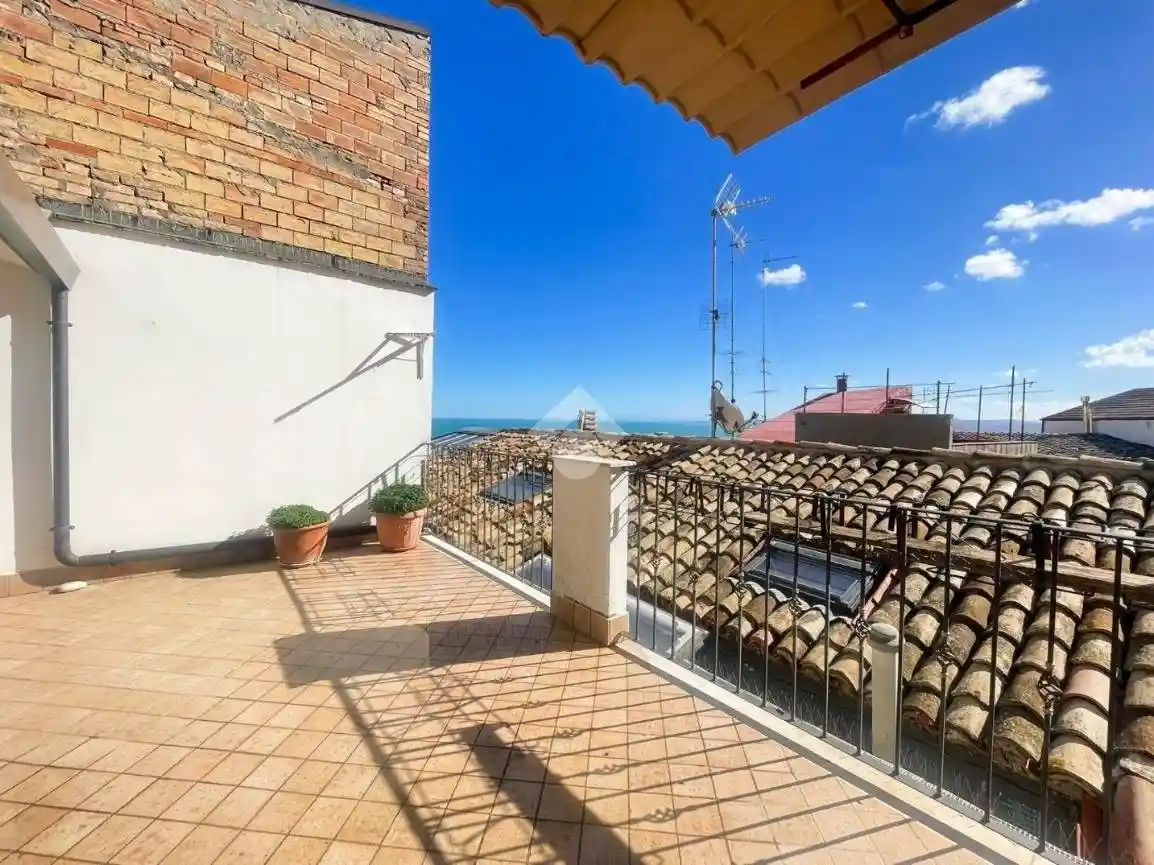 Terratetto unifamiliare via Portone Panzotto 15, Centro Storico, Vasto - foto 2