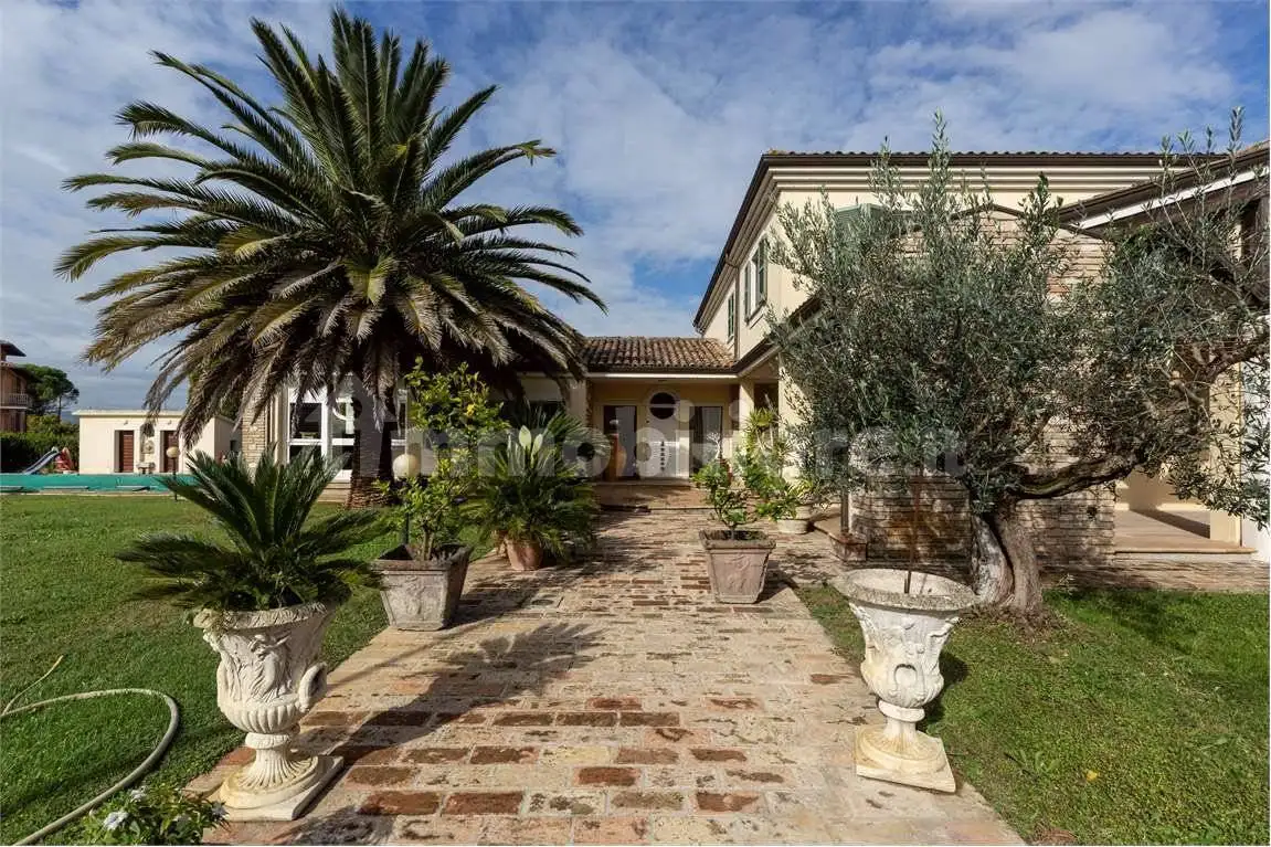 Villa unifamiliare, nuova, 440 m², Centro, Cannara - foto 2