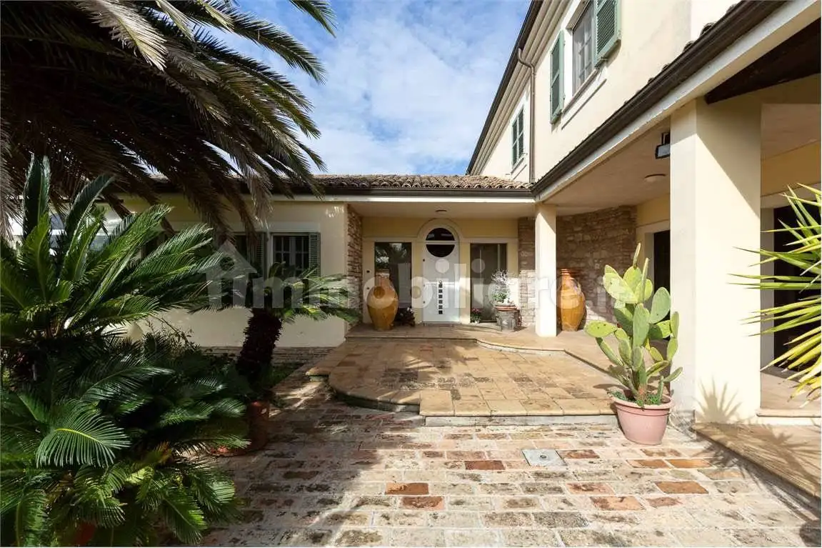 Villa unifamiliare, nuova, 440 m², Centro, Cannara - foto 3