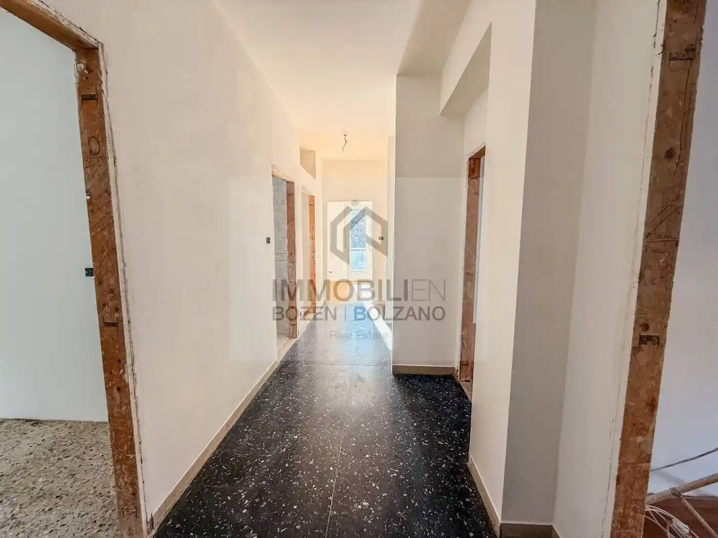 Quadrilocale piazza Gries 1, Gries - San Quirino, Bolzano - foto 3