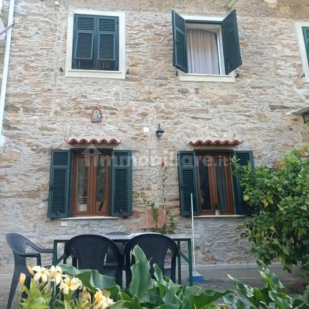 Appartamento in vendita a Massa