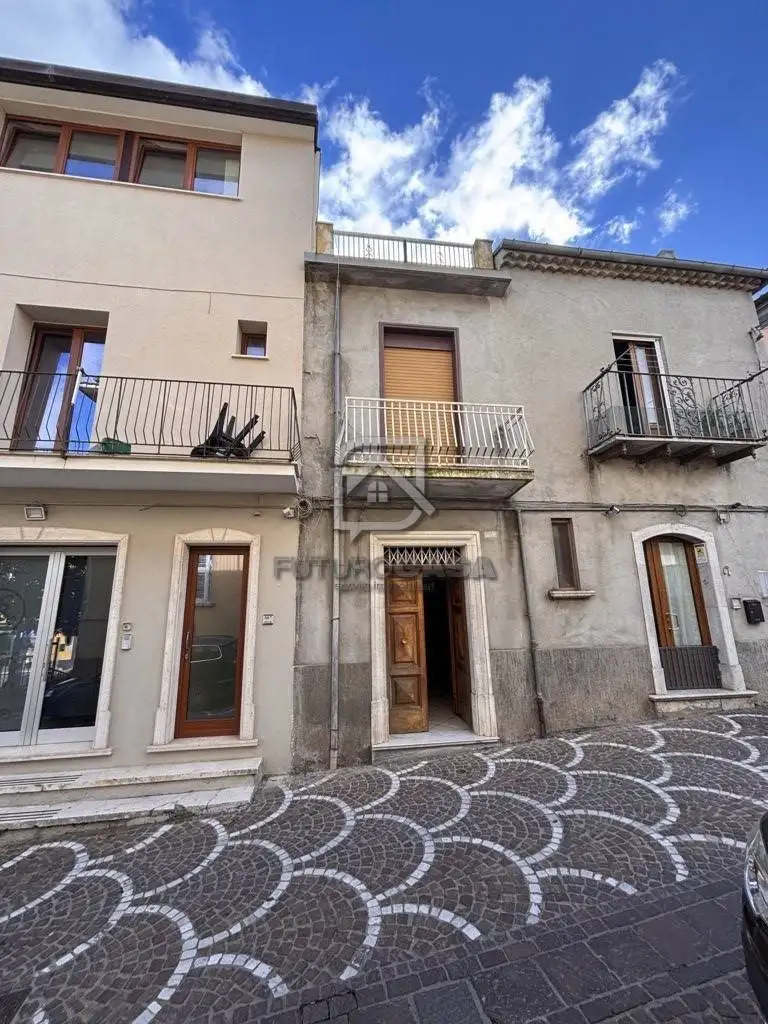 Terratetto unifamiliare via Umberto I, Ariano Irpino - foto 2