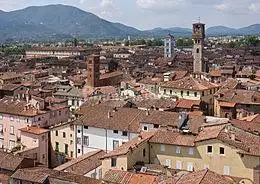 Appartamento in vendita a Lucca