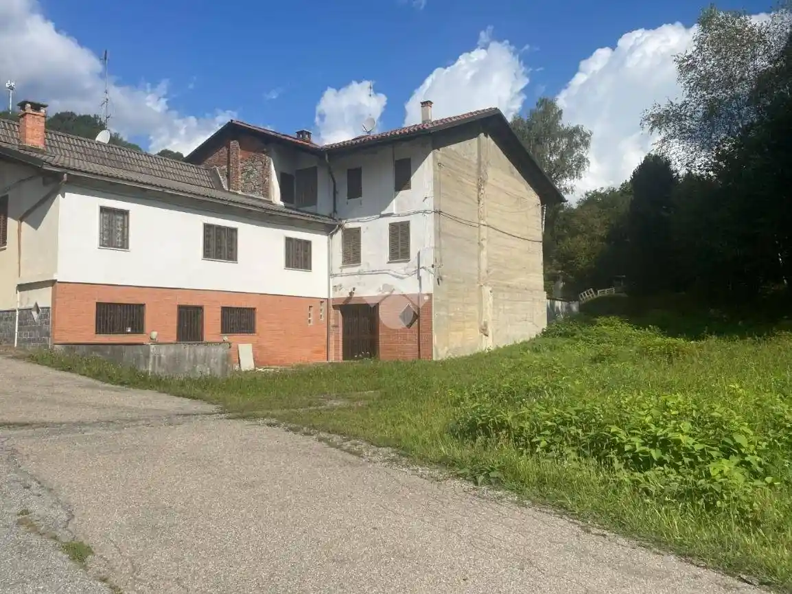 Casa indipendente in vendita a Valle San Nicolao