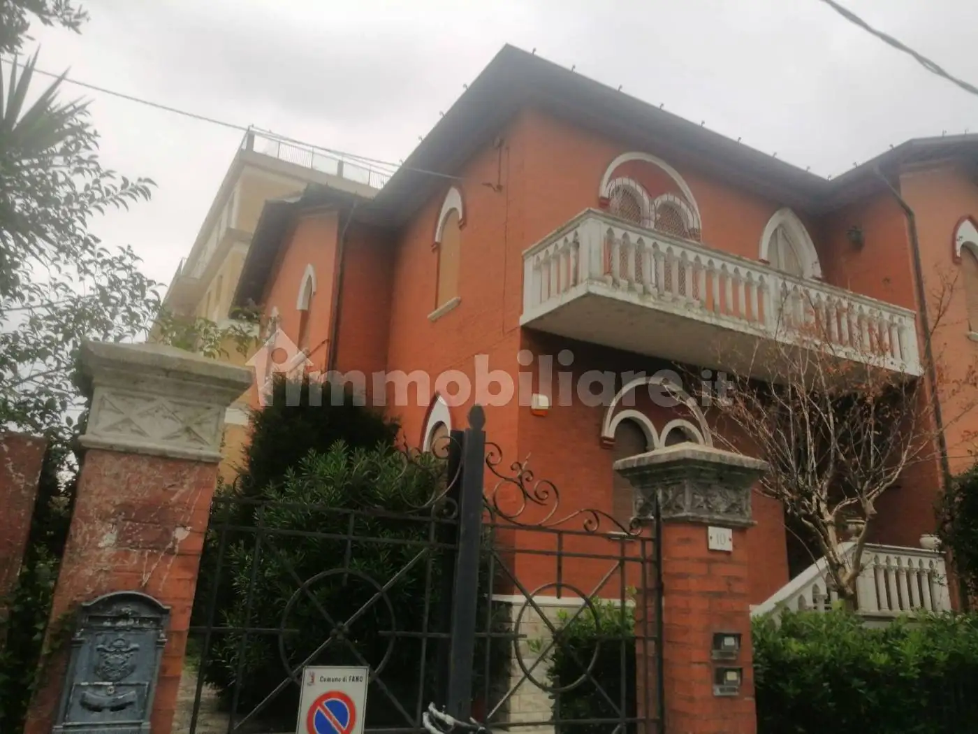 Villa in vendita a Fano