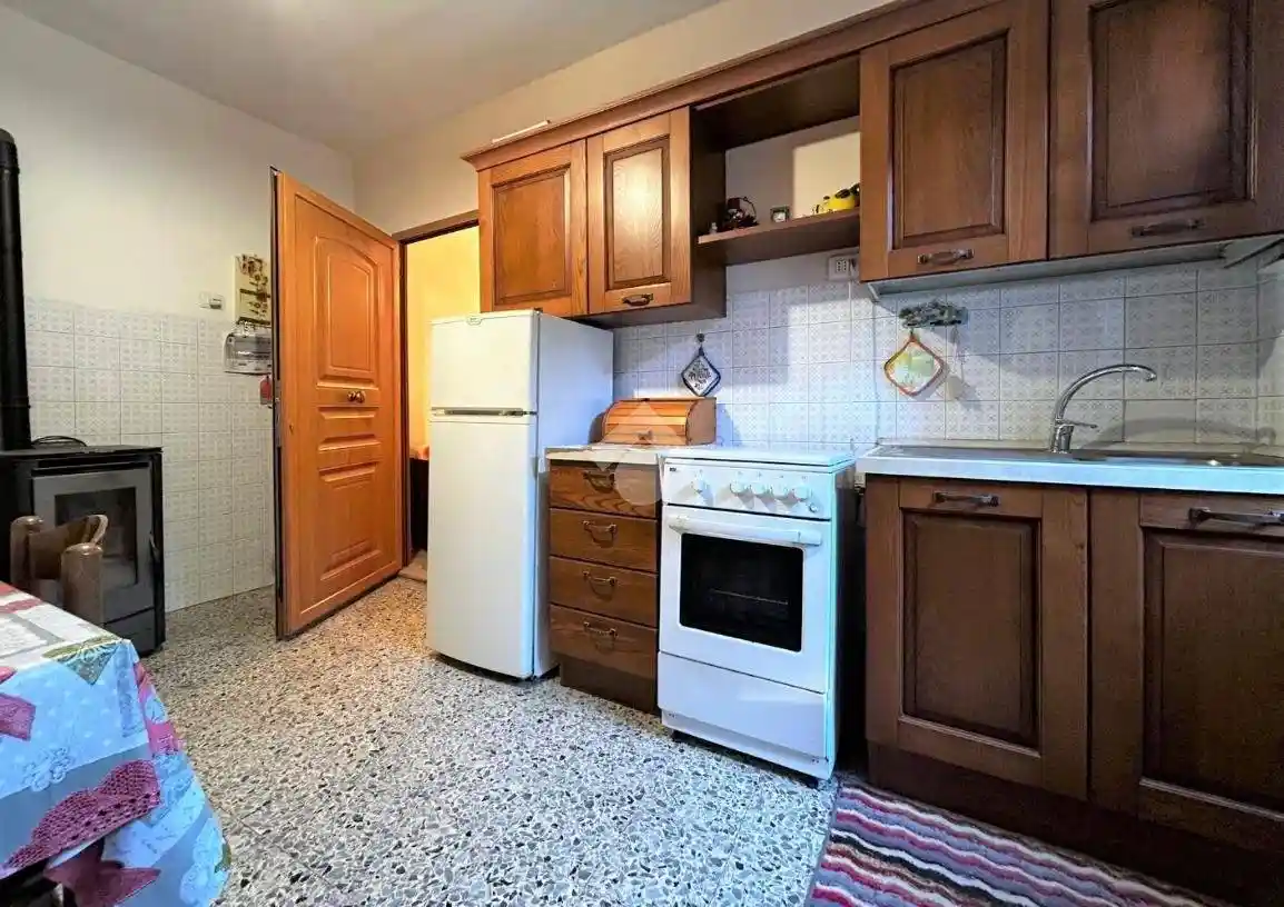 Trilocale via Giuseppe Mazzini 102, Farnese - foto 4