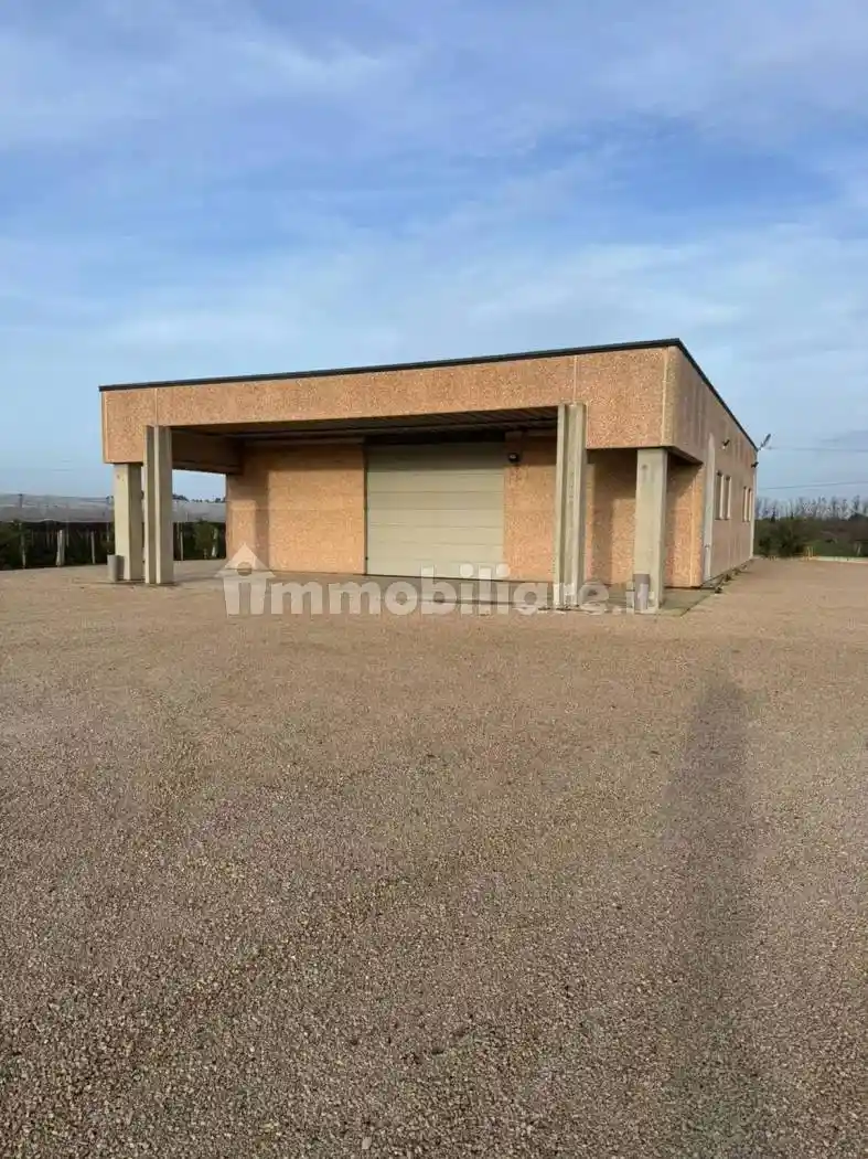 Villa unifamiliare 300 m², Borgo San Michele, Latina - foto 5