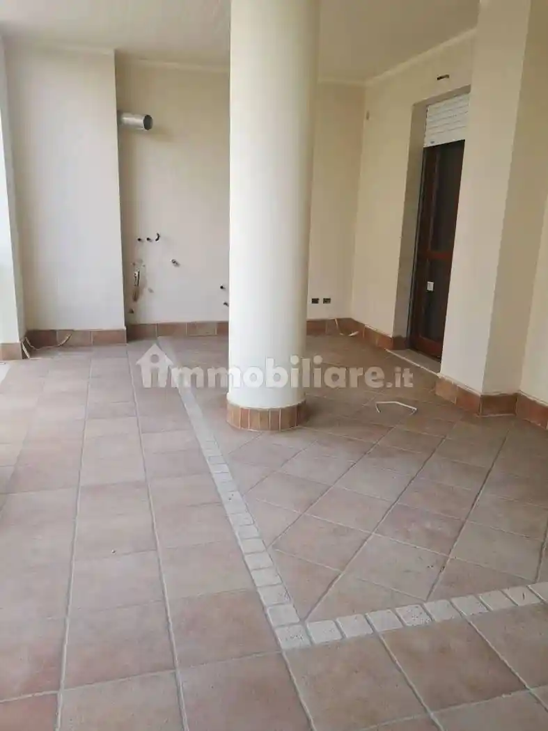 Trilocale Q5, Q5, Latina - foto 2