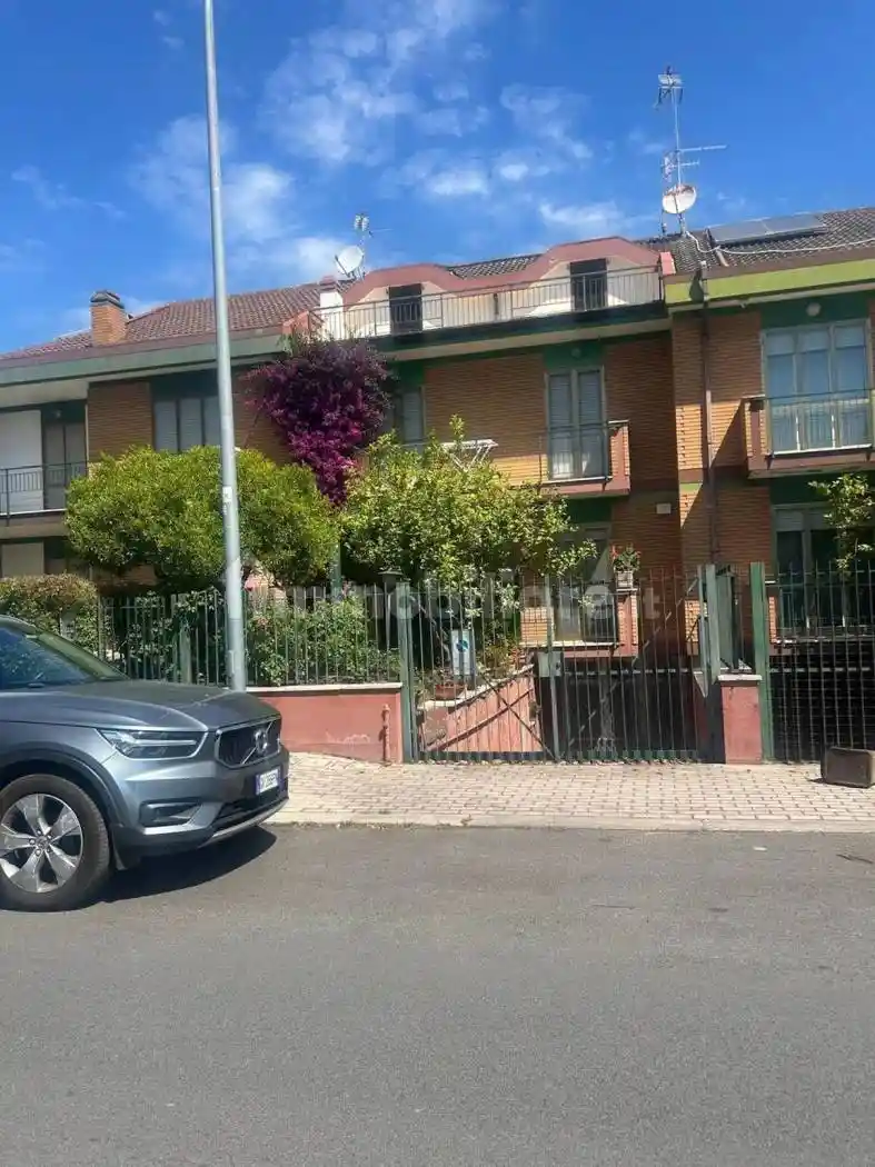 Villa in vendita a Latina