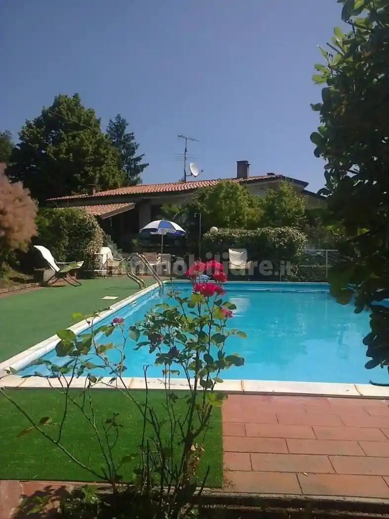 Villa in vendita a Toscolano-Maderno