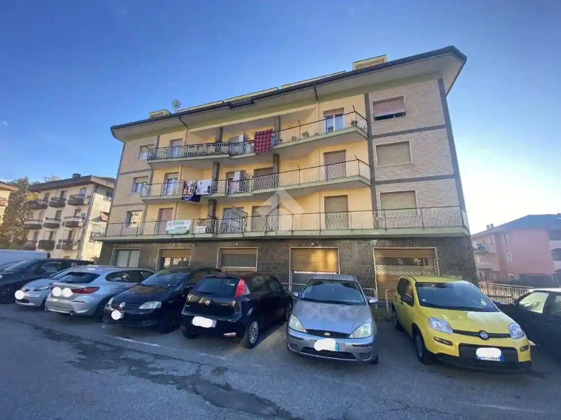 Quadrilocale viale europa 14, Centro, Casella - foto 2