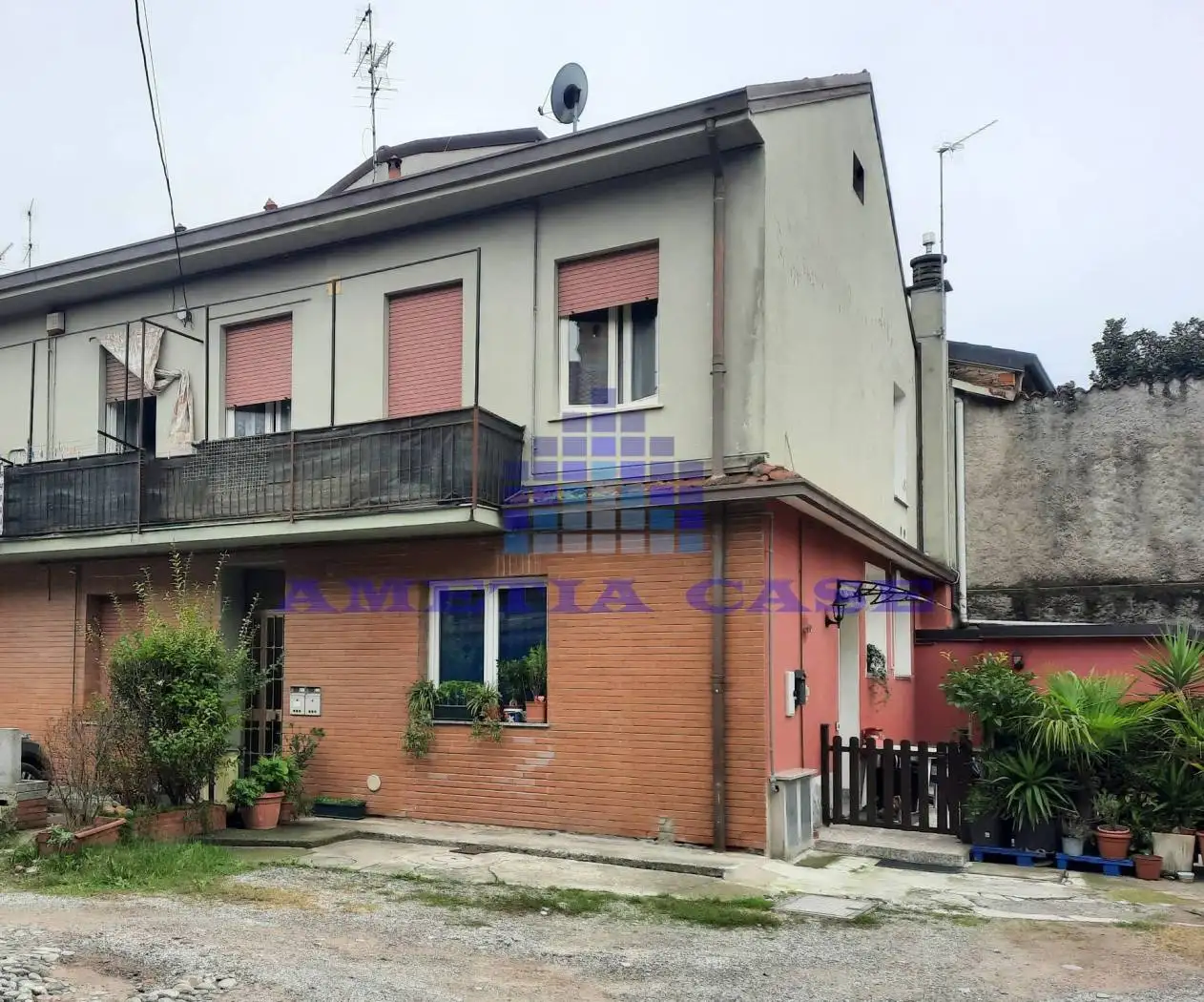 Casa indipendente in vendita a Solza