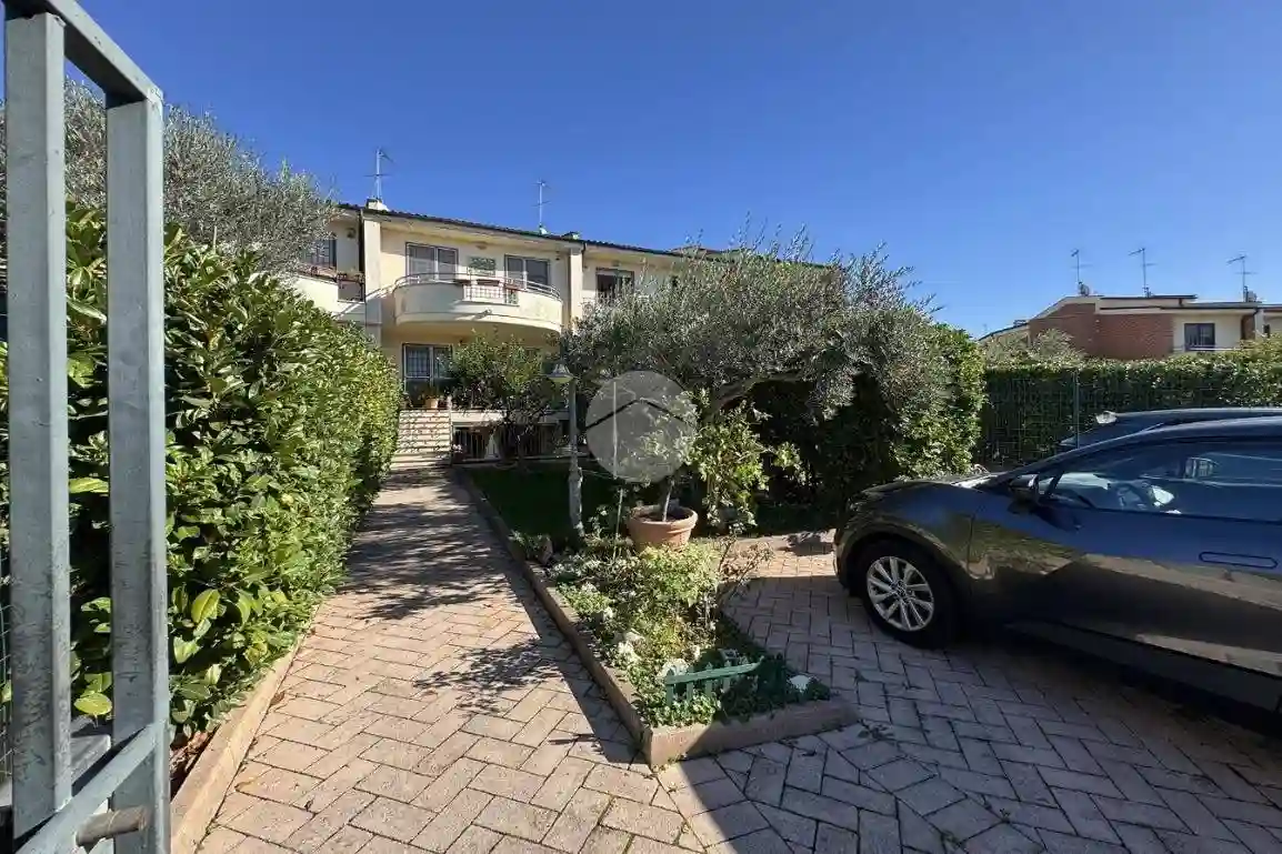 Villetta a schiera - foto 2