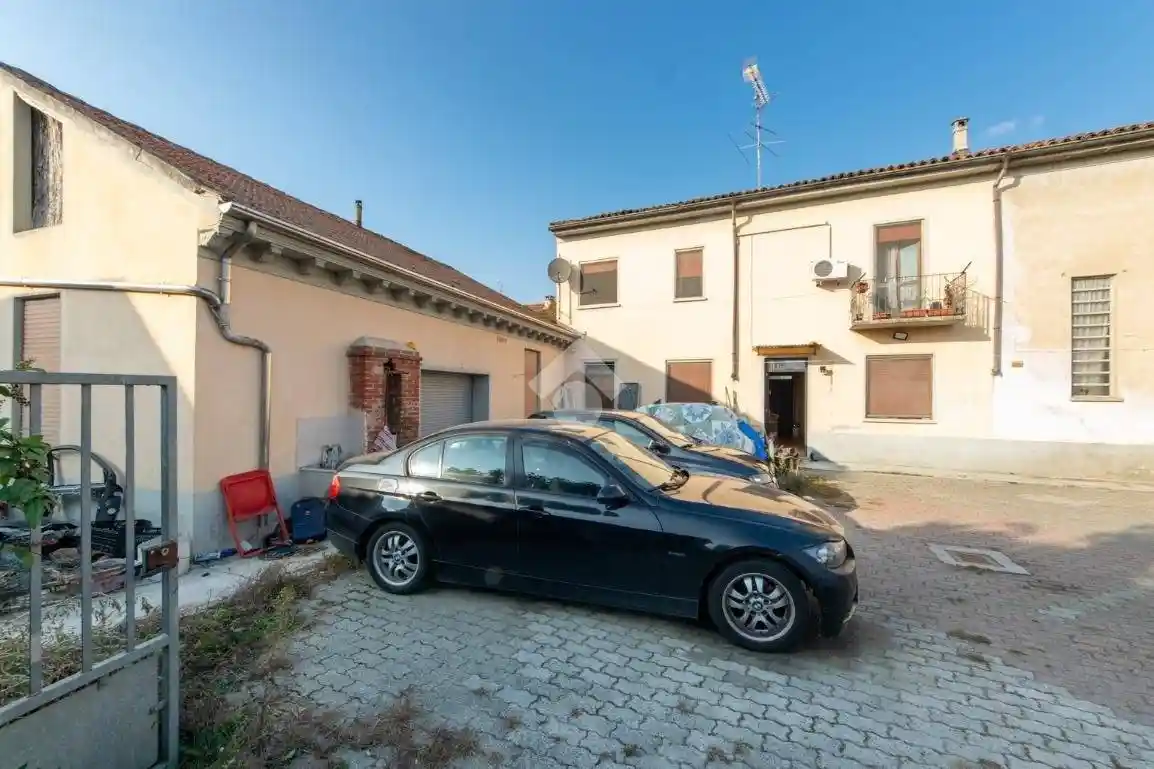Terratetto plurifamiliare Cantone Grassi 52, Popolo, Rondò, Casale Monferrato - foto 3