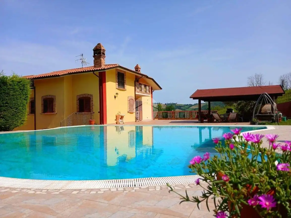 Villa in vendita a Teramo
