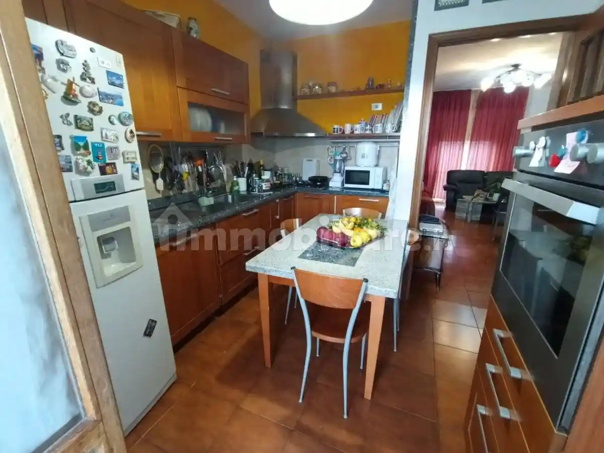 Appartamento in vendita a Luni